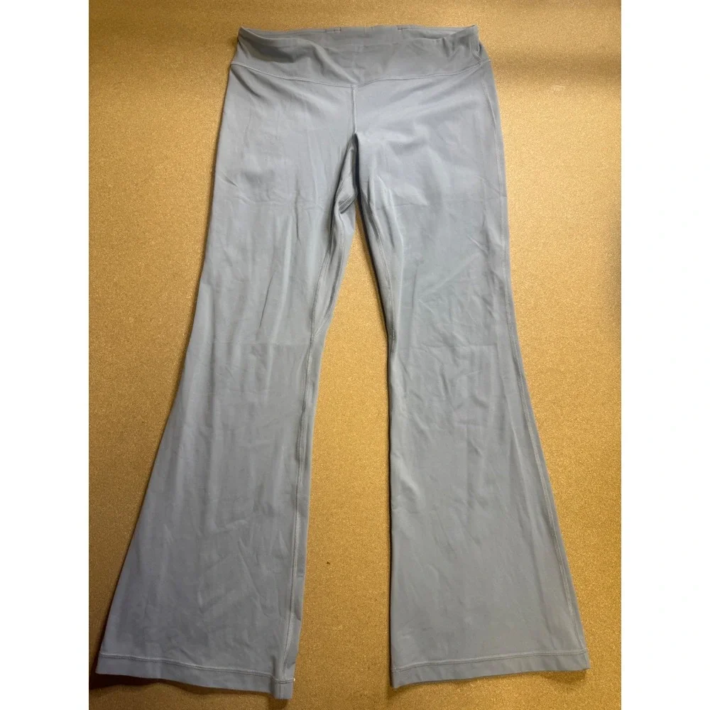 Lululemon Align Low-Rise Flared Pant 32.5